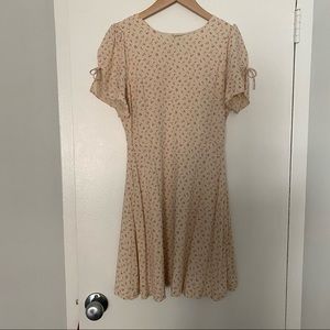 Madewell Tie-Sleeve Retro Dress in Dutch Dandelion